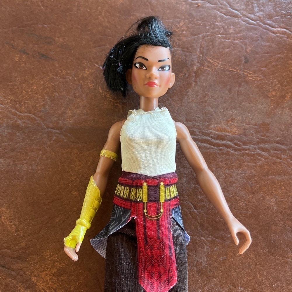 Disney Raya And The Last Dragon Doll **COMES AS IS**
